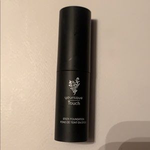 Younique Stick foundation